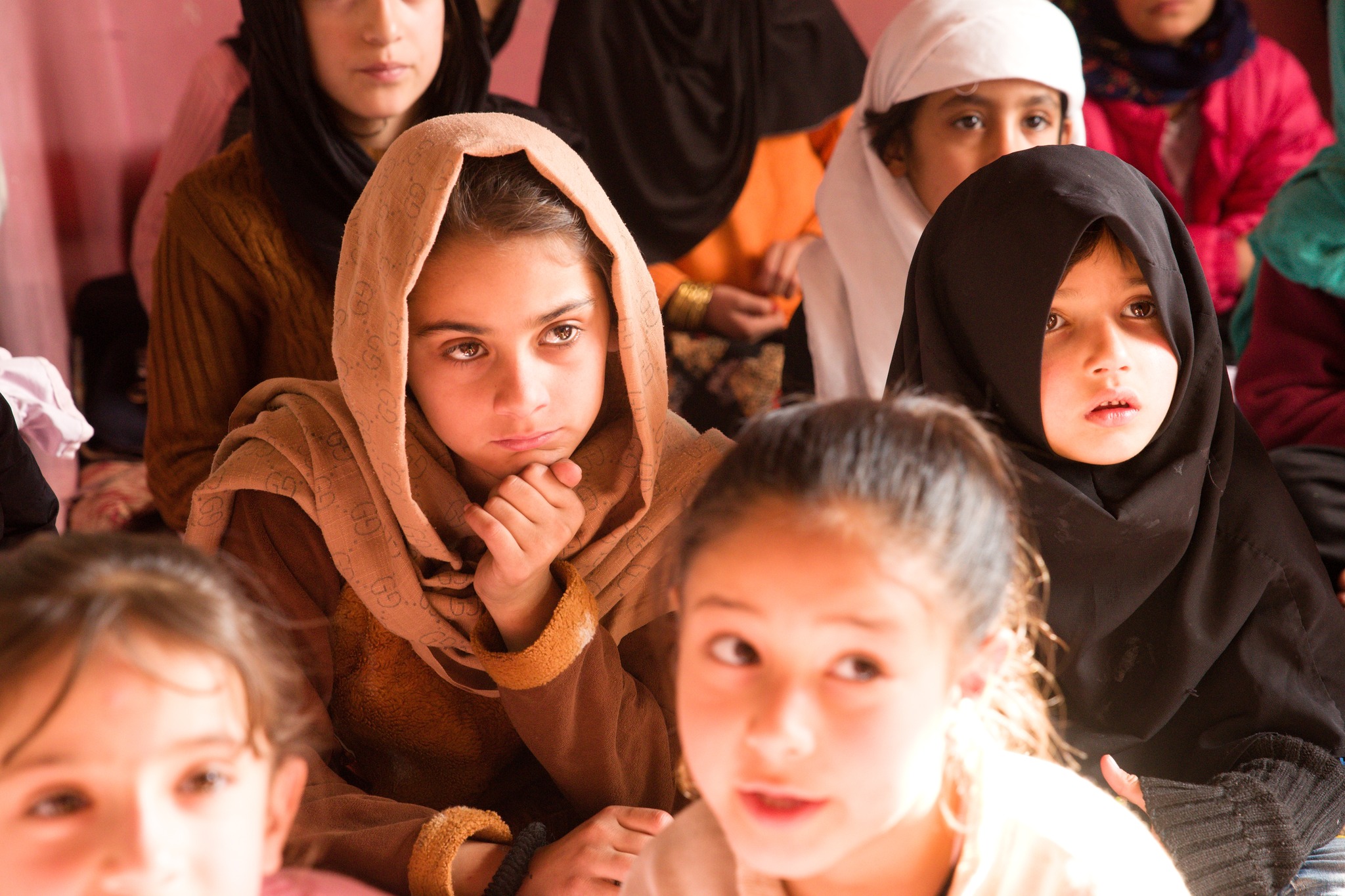 11_afg_talibanci_holky_skola