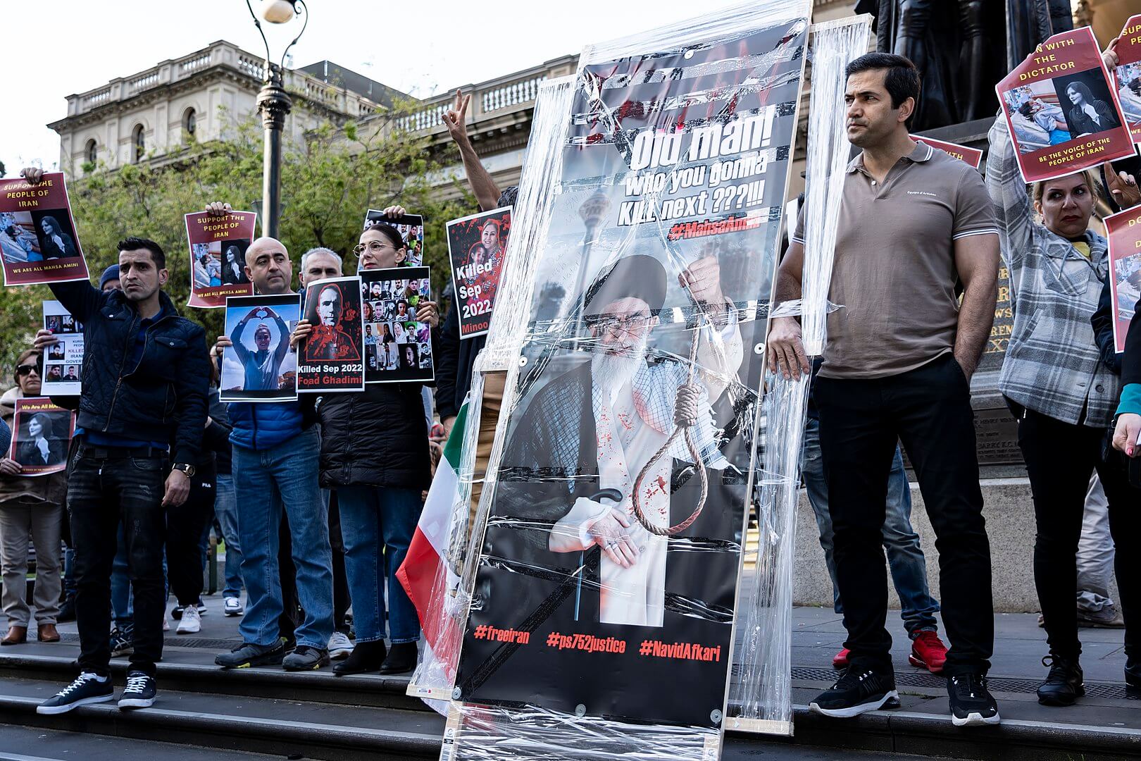 1620px-solidarity_with_iranian_protests_52383391525