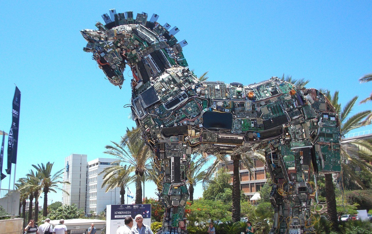 digital-5968179_1280-2