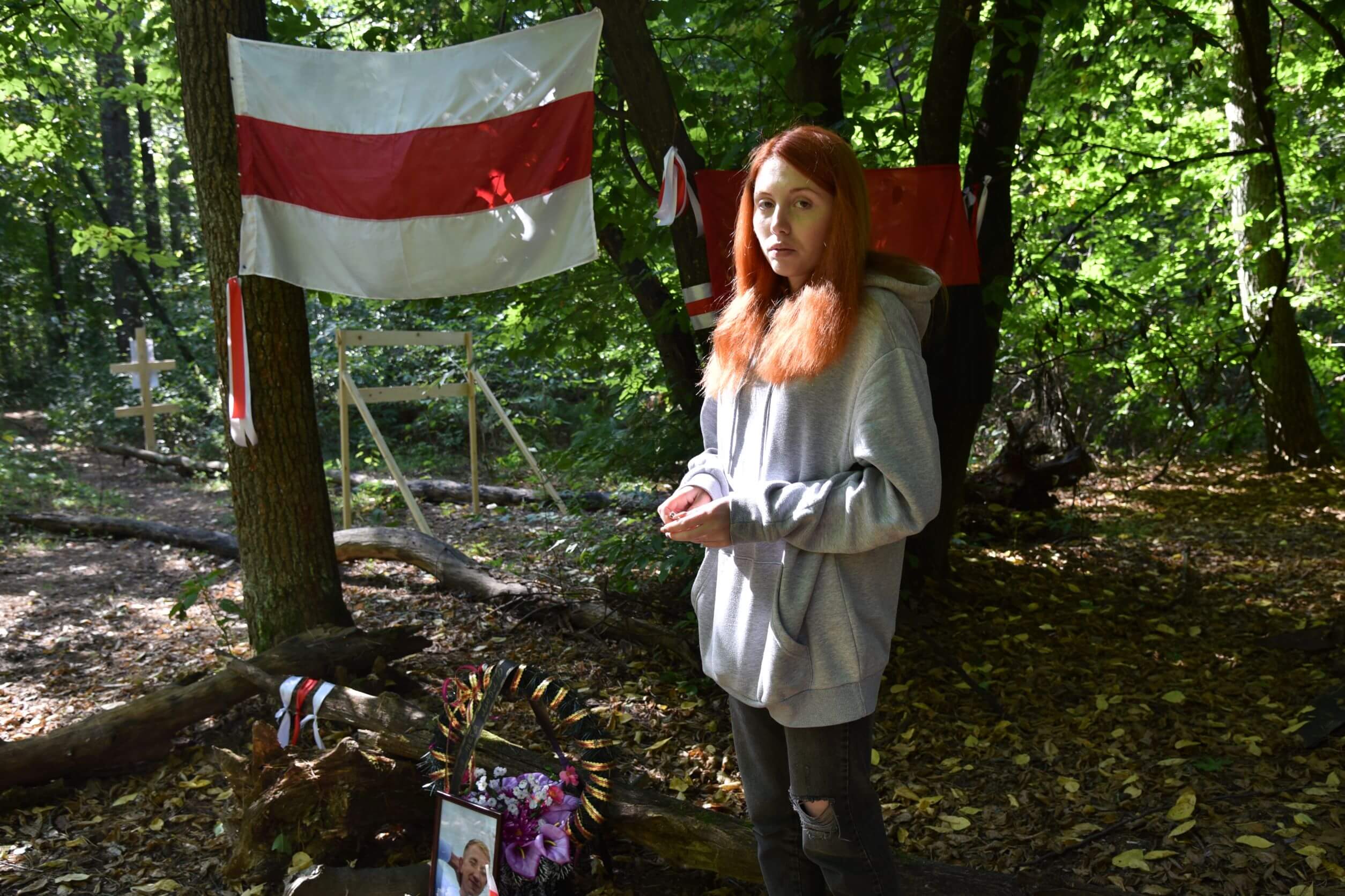 misto-smrti-sisova-a-jeho-partnerka_mensi