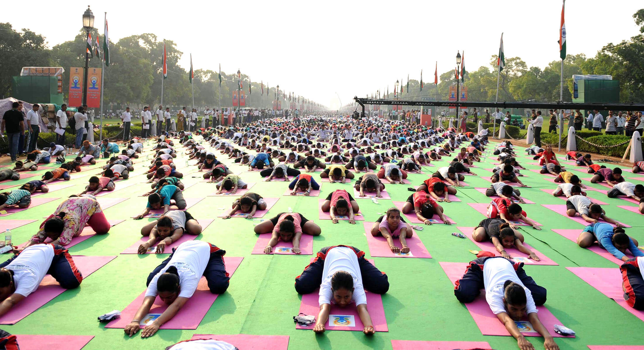 participants_of_the_21st_june_international_yoga_day_rehearsing_at_rajpath_during_dress_rehearsal_in_new_delhi_on_june_19_2015