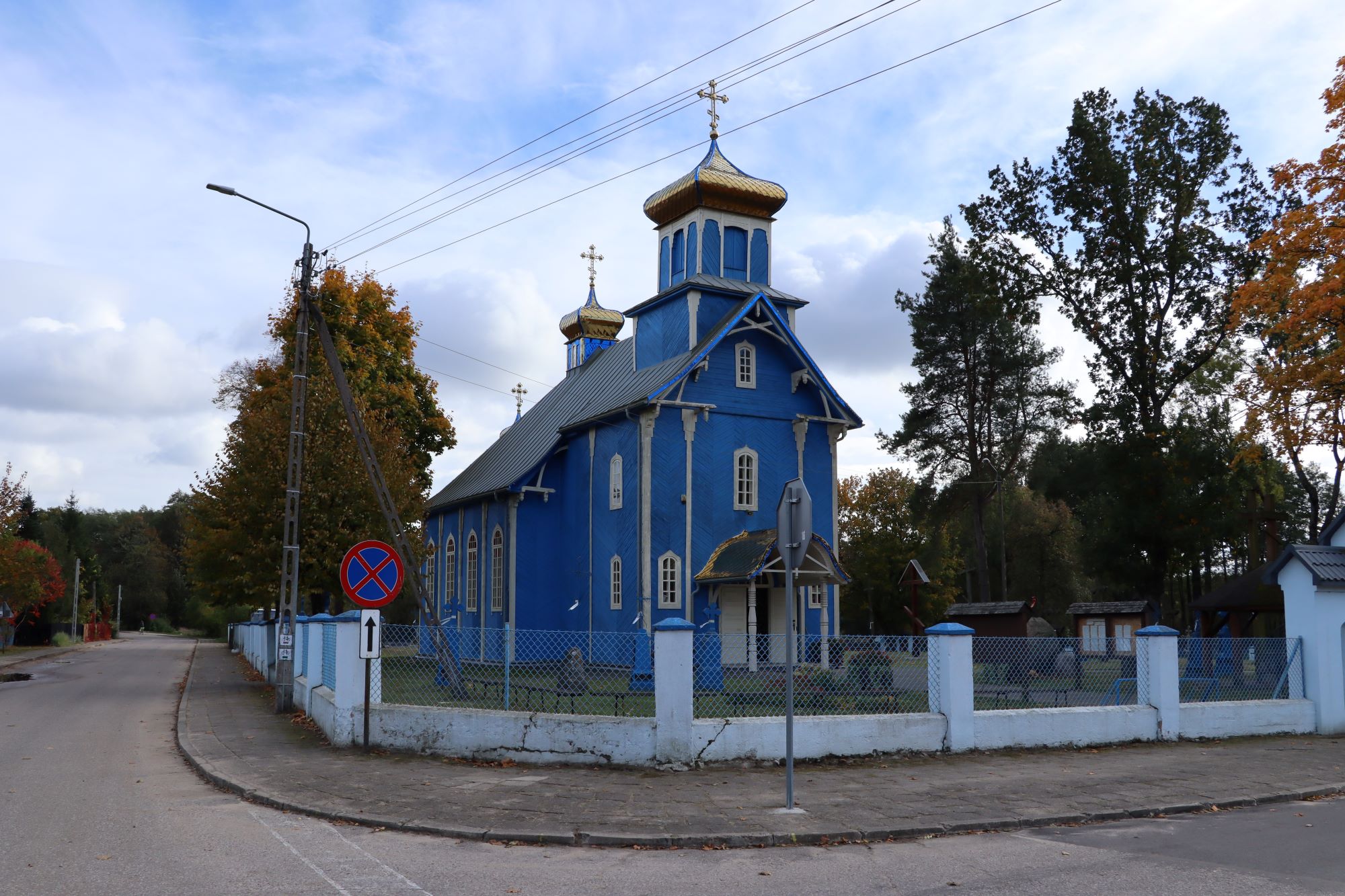 pravoslavny-chram-dubicze-cerkiewne_mensi