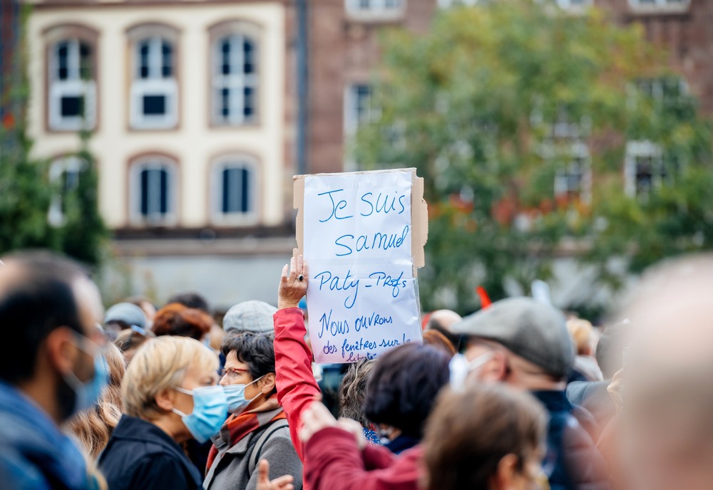 Strasbourg,,France,-,Oct19,,2020:,Je,Suis,Samuel,Placard,-