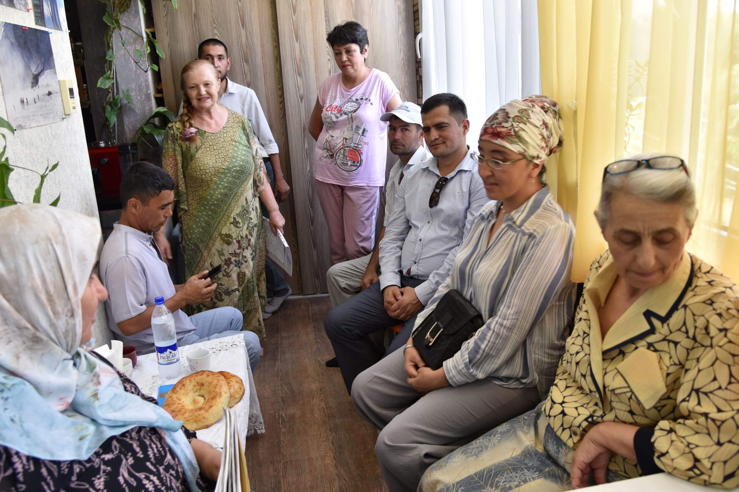 voxpot-aktiviste-v-byte-pani-jeleny_mensi