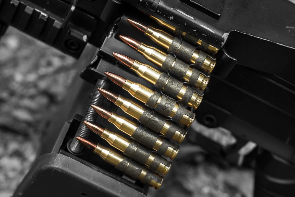 M249,Light,Machine,Gun,With,7.62,Mm,Cartridge,Belt,Black