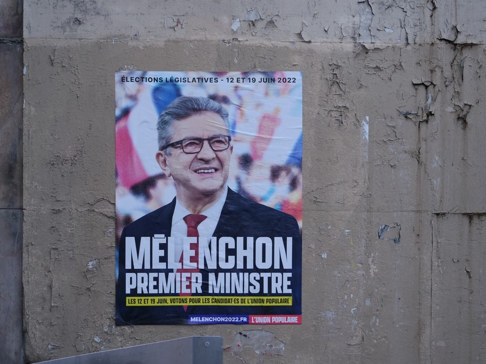 Paris,,France, ,May,The,5th,2022:,The,Political,Poster