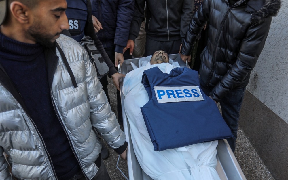 Palestinian,Relatives,Mourn,The,Body,Of,Journalist,Akram,Al Shafii,In
