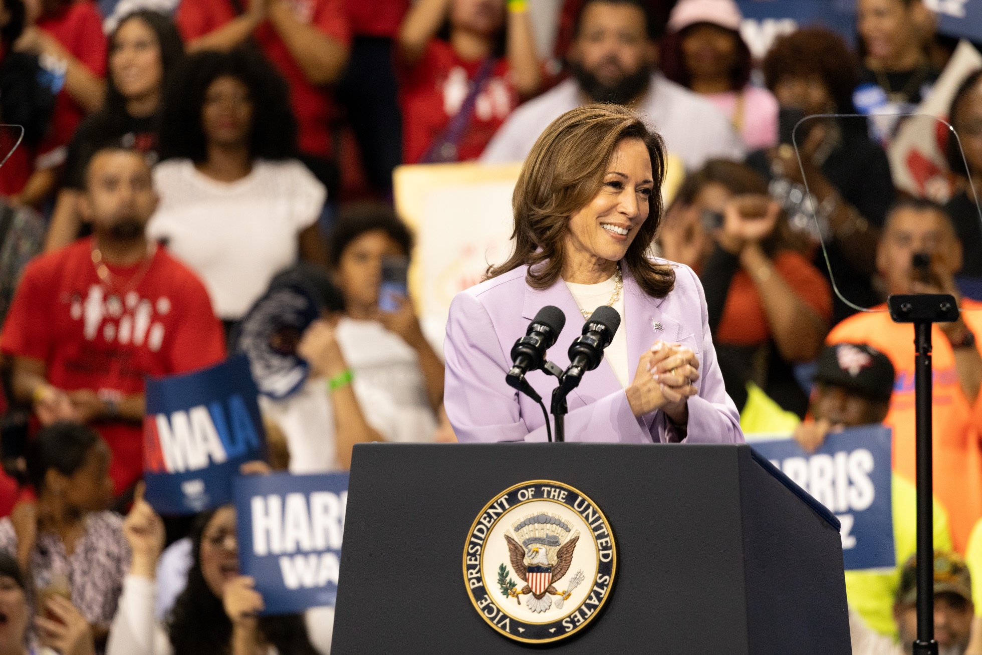 Kamala Harris Short