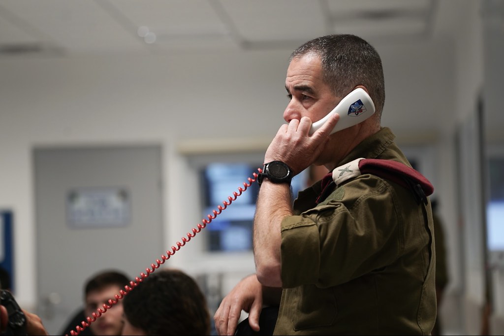 51572407310 0fe07a6d4a B