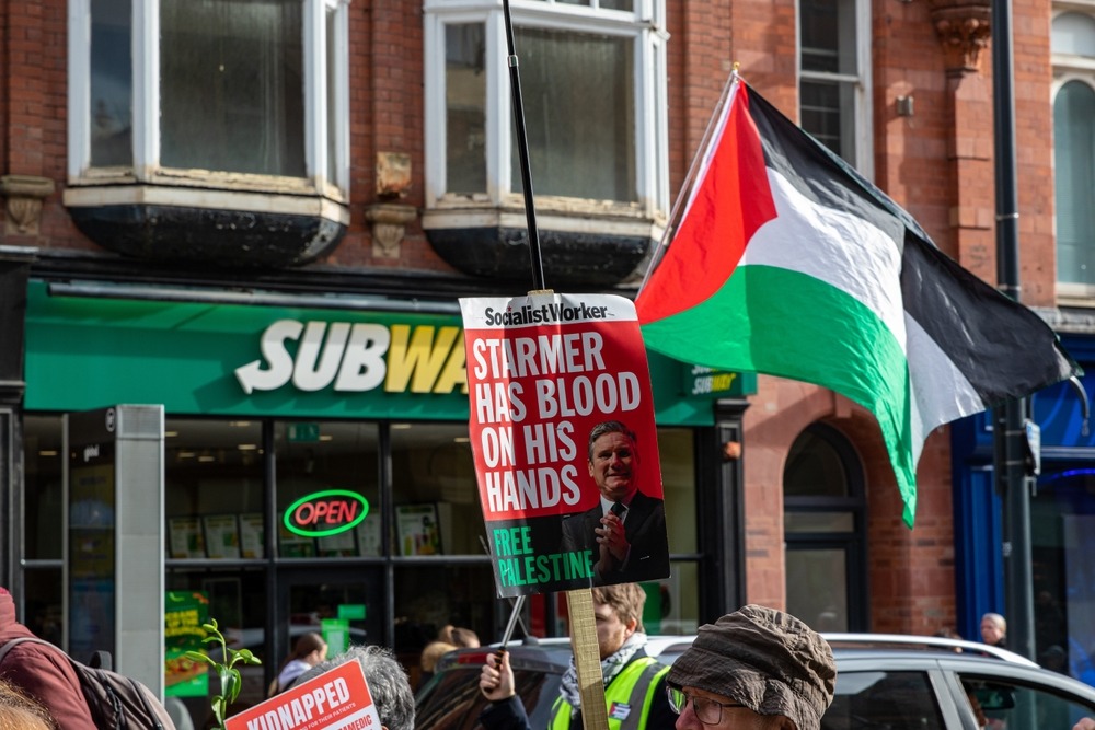 Protest,With,A,"starmer,Has,Blood,On,His,Hands",Sign