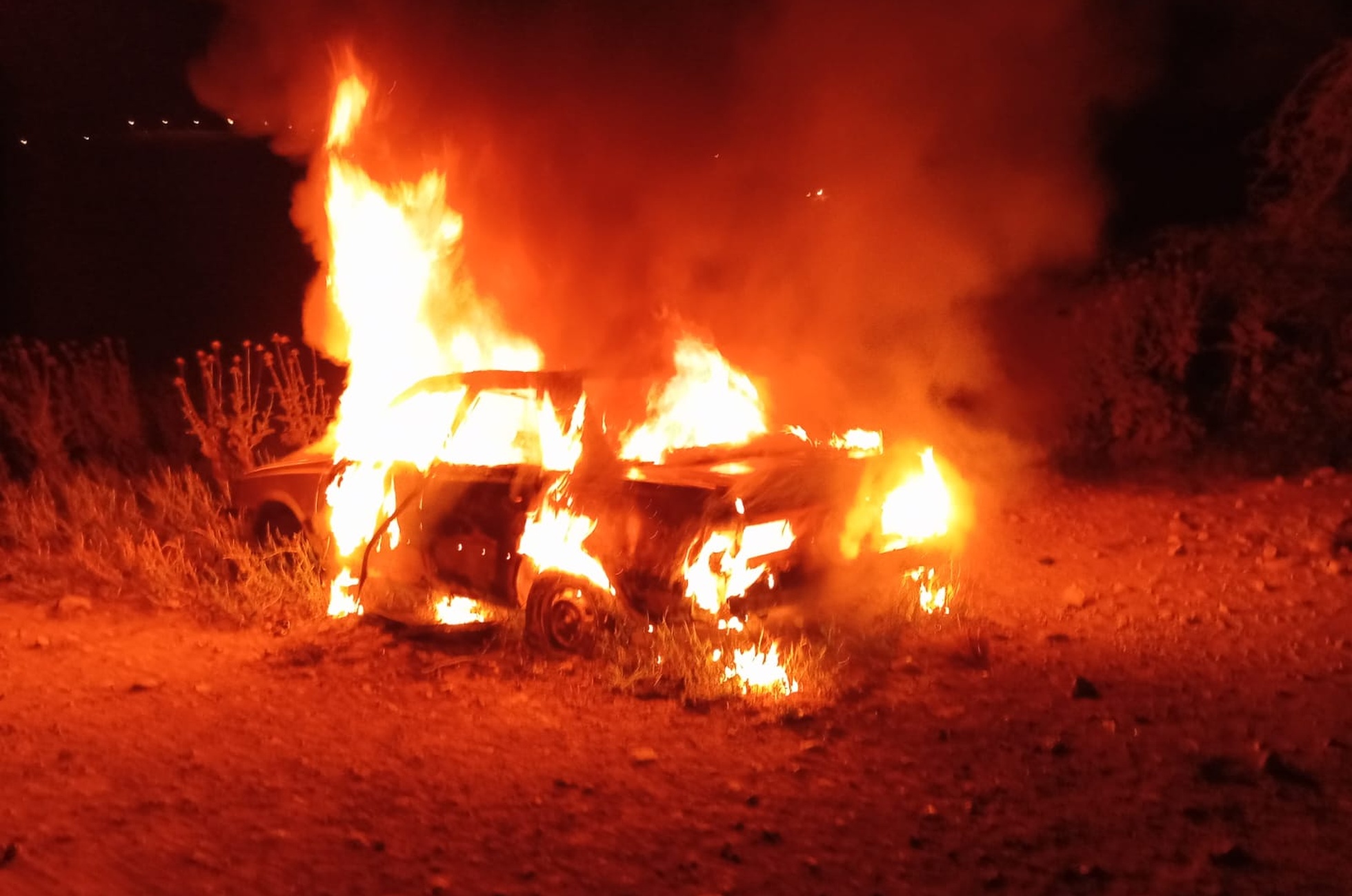 Auto zapálené izraelskými osadníky